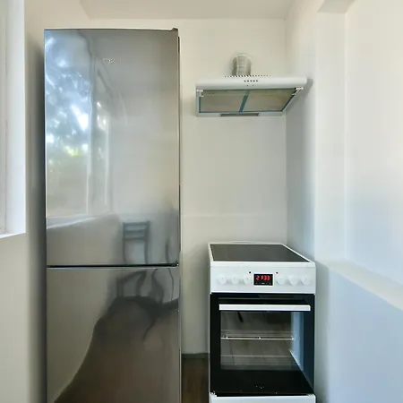 2br Spacious Appartement *